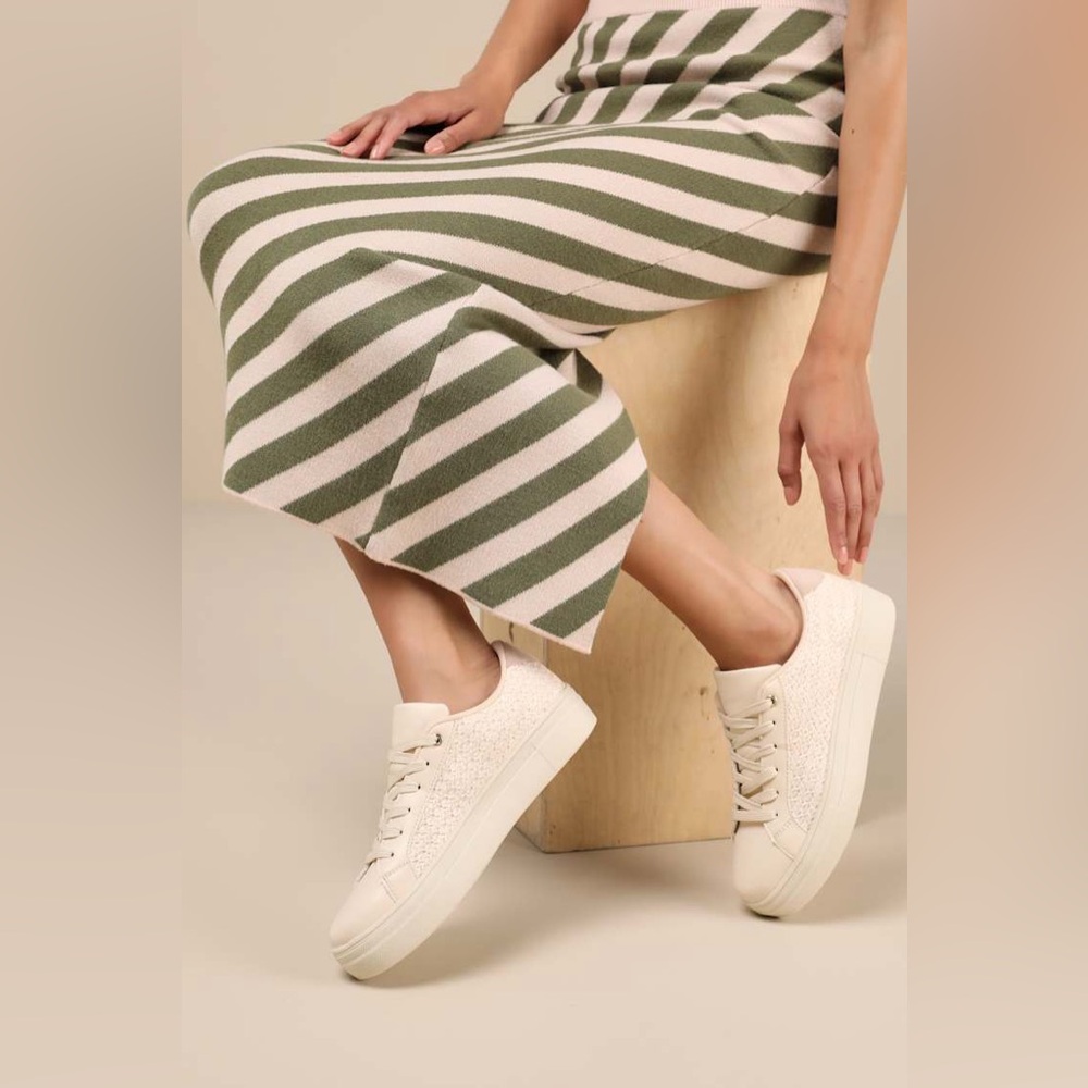 Lulus | Danver Beige Raffia Lace Up Sneakers‎ 7.5
